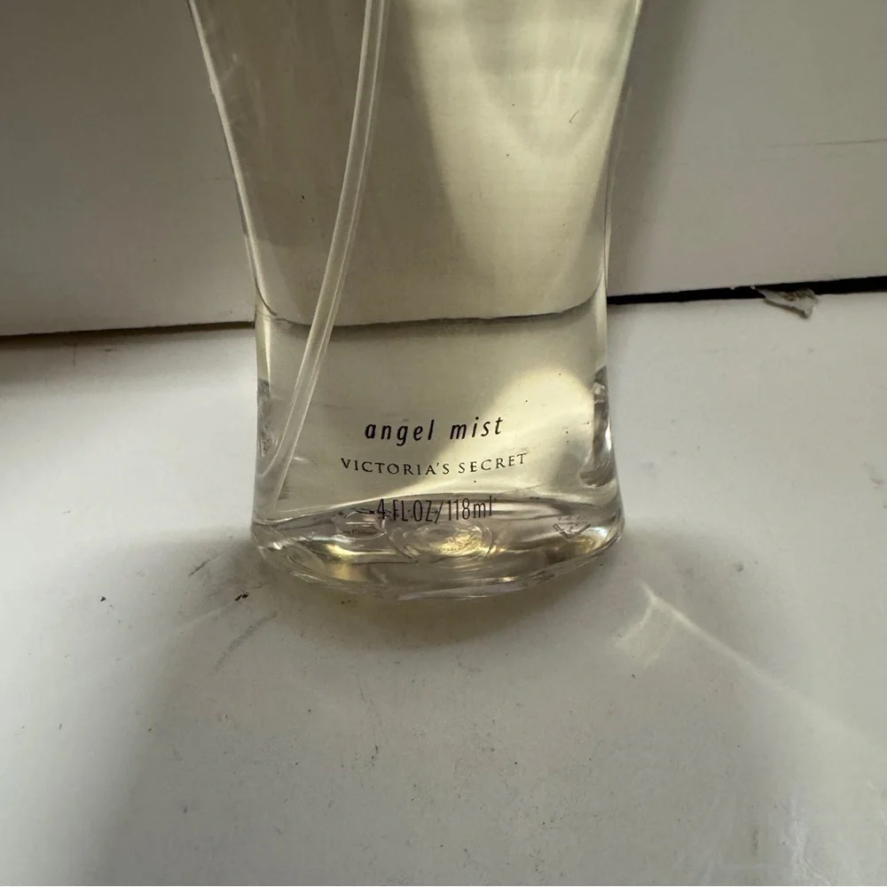 Victoria Secret Dream Angels Heavenly Mist 4 OZ